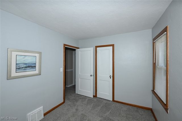 1699 Redwood Avenue, Akron, OH 44301