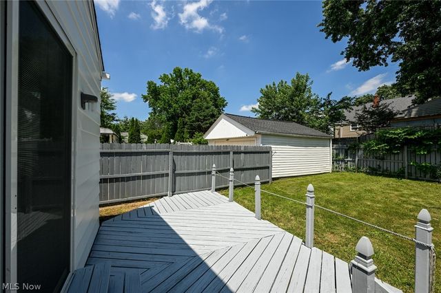 1699 Redwood Avenue, Akron, OH 44301
