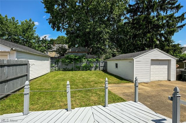 1699 Redwood Avenue, Akron, OH 44301