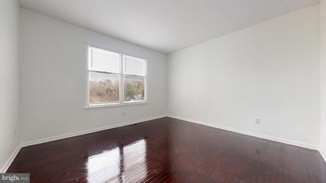 32 VICARI WAY, Tuckerton, NJ 08087