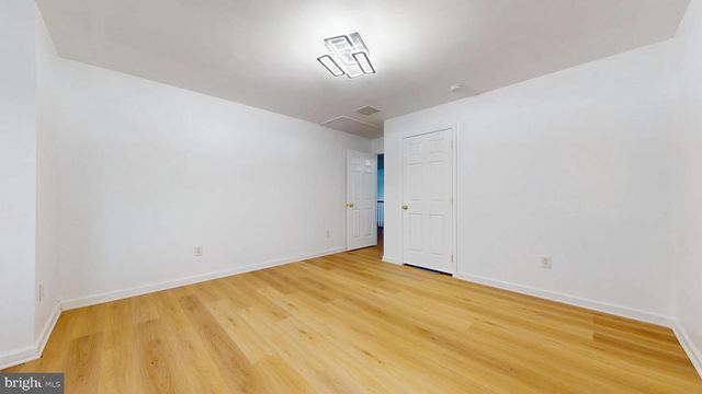 32 VICARI WAY, Tuckerton, NJ 08087