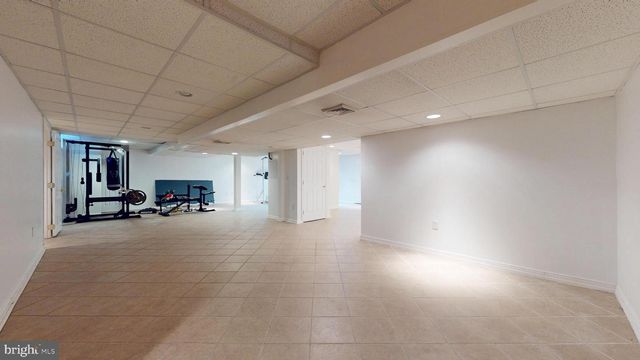 32 VICARI WAY, Tuckerton, NJ 08087