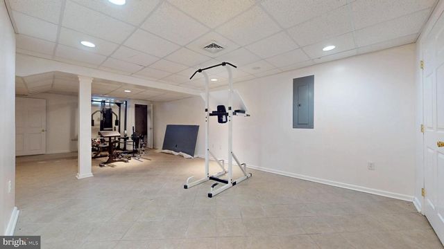 32 VICARI WAY, Tuckerton, NJ 08087