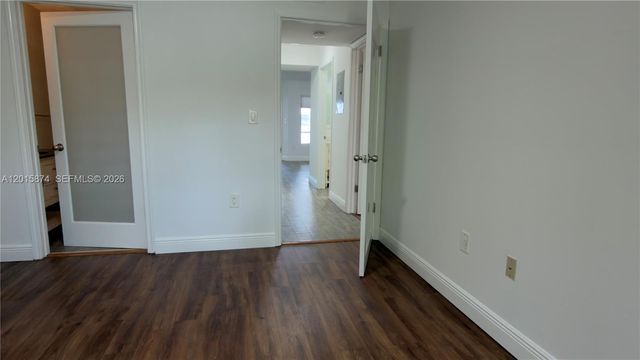 2445 NW 33rd St 1404, Oakland Park, FL 33309