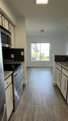 2445 NW 33rd St 1404, Oakland Park, FL 33309