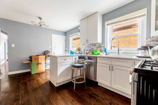 8918 S Merrill Avenue, Chicago, IL 60617