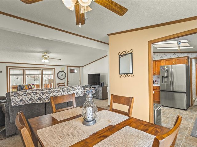 5410 Autumnash Lane, Machesney Park, IL 61115