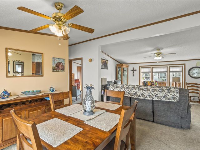 5410 Autumnash Lane, Machesney Park, IL 61115