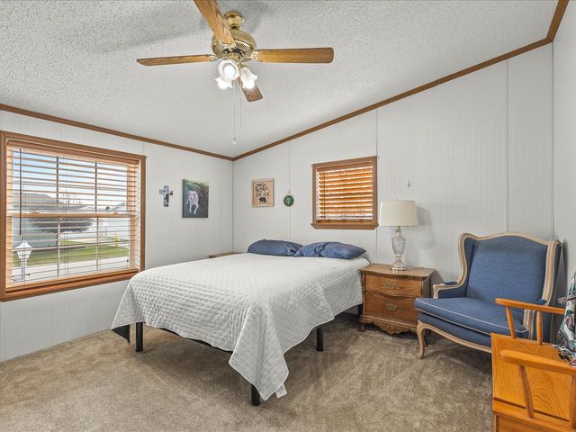 5410 Autumnash Lane, Machesney Park, IL 61115