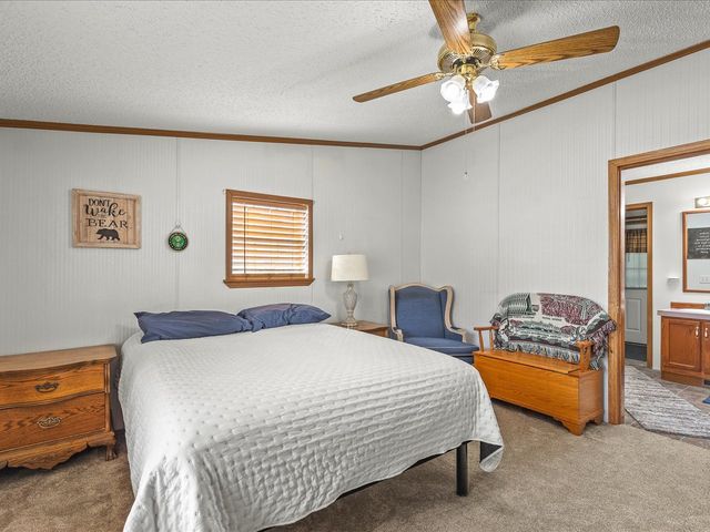 5410 Autumnash Lane, Machesney Park, IL 61115