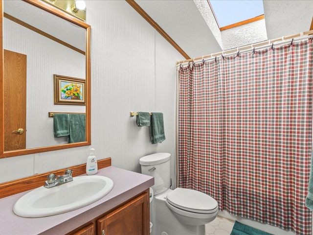 5410 Autumnash Lane, Machesney Park, IL 61115