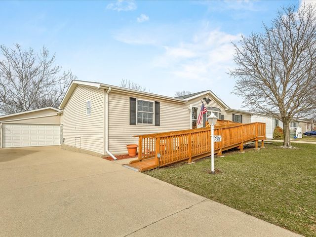 5410 Autumnash Lane, Machesney Park, IL 61115