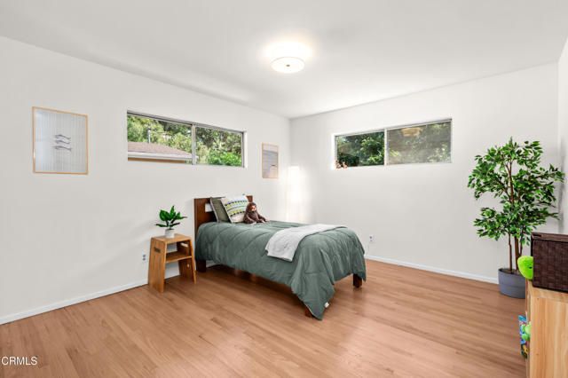 253 Redwood Drive, Pasadena, CA 91105