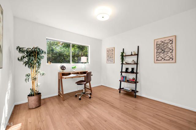 253 Redwood Drive, Pasadena, CA 91105