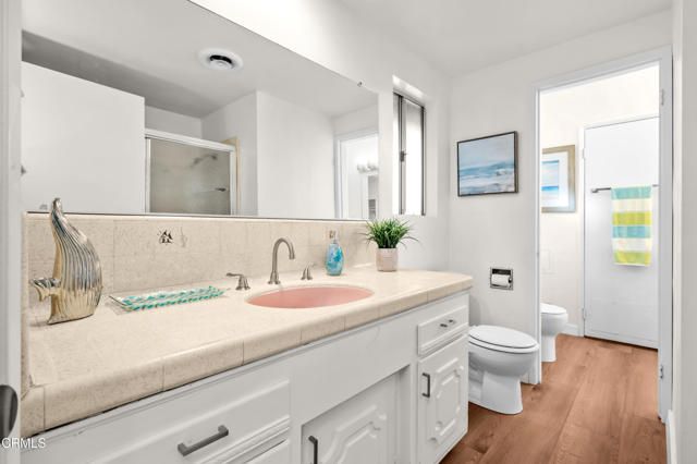 253 Redwood Drive, Pasadena, CA 91105