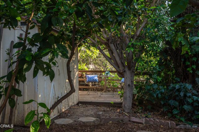 253 Redwood Drive, Pasadena, CA 91105