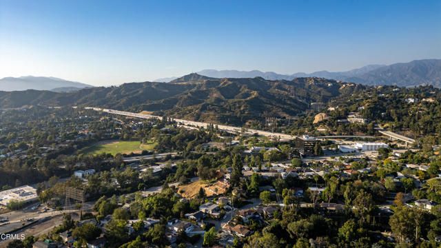 253 Redwood Drive, Pasadena, CA 91105