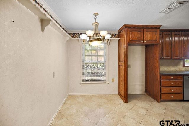 2715 Robertson, Tyler, TX 75701