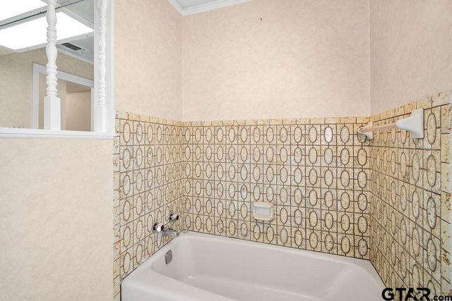 2715 Robertson, Tyler, TX 75701