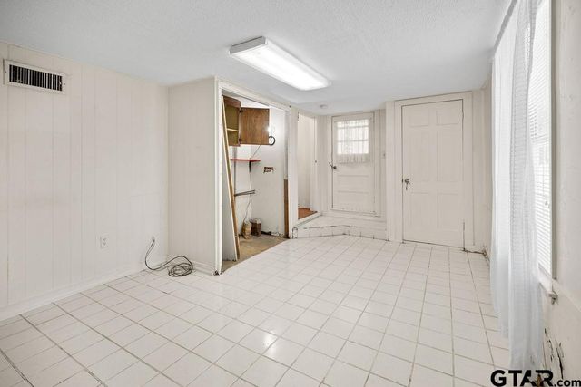 2715 Robertson, Tyler, TX 75701