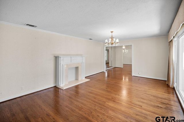 2715 Robertson, Tyler, TX 75701