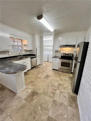 4508 W Norfolk RD, Portsmouth, VA 23703