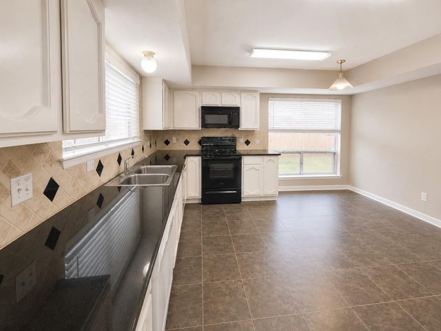 2301 Lees Court, League City, TX 77573