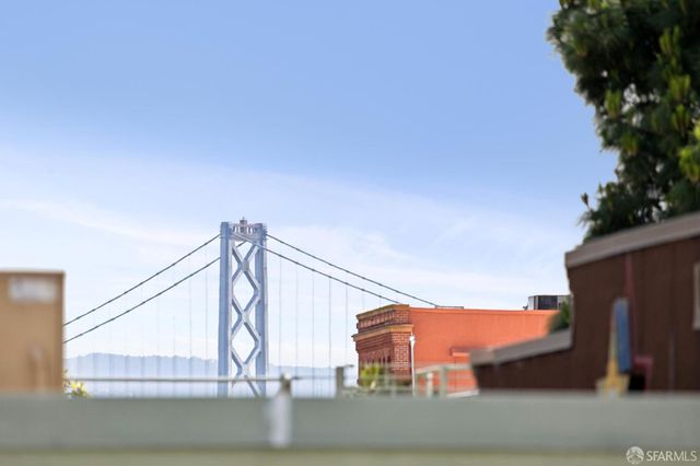 220 Lombard Street 323, San Francisco, CA 94111
