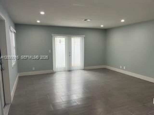 210 NW 57th St 210, Oakland Park, FL 33309