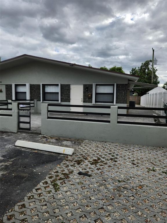 210 NW 57th St 210, Oakland Park, FL 33309