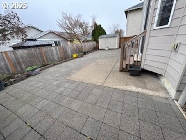 21533 Sw SUSAN Ln, Beaverton, OR 97003