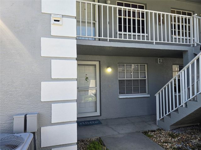 12133 SPARTAN WAY 102, Hudson, FL 34667