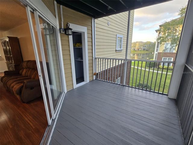 4115 CHATHAM OAK COURT 218, Tampa, FL 33624