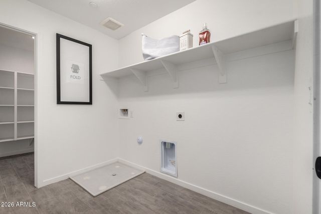 11603 W BECK Drive, Youngtown, AZ 85363