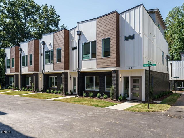 1527 Urban Trace Lane, Raleigh, NC 27608