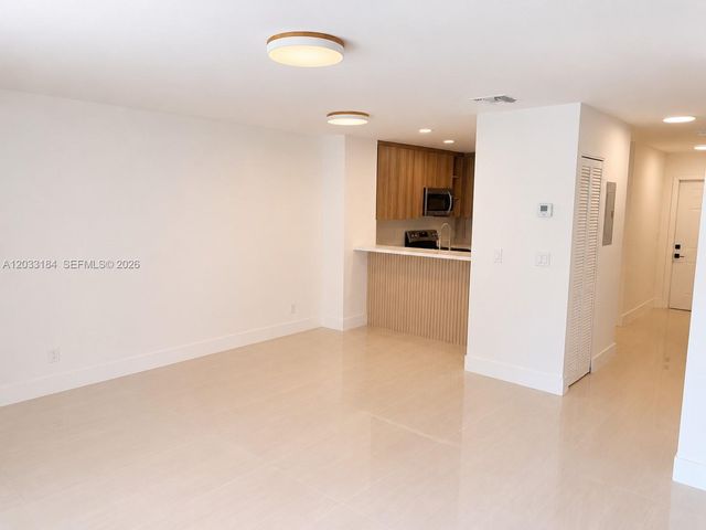 2878 Coral Springs Dr 2878, Coral Springs, FL 33065
