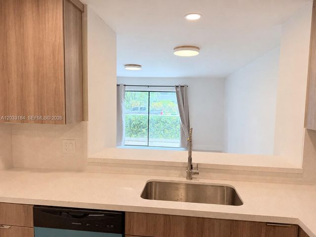 2878 Coral Springs Dr 2878, Coral Springs, FL 33065