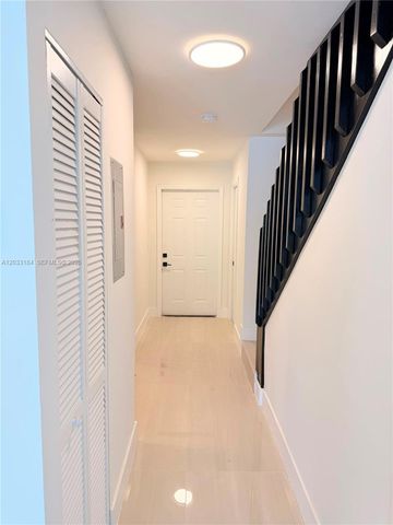 2878 Coral Springs Dr 2878, Coral Springs, FL 33065