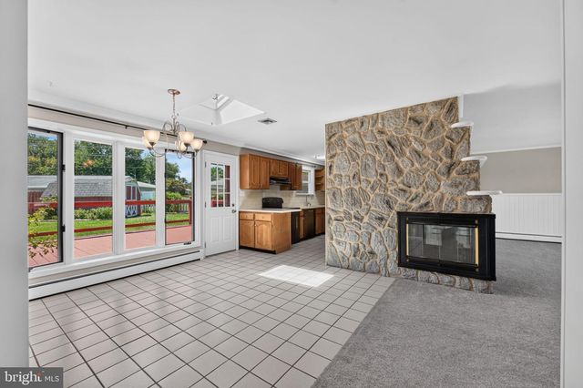 24 MARLIN DR, Newark, DE 19713