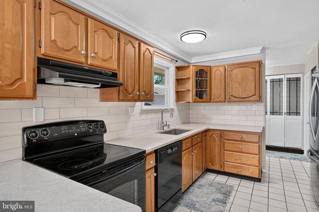 24 MARLIN DR, Newark, DE 19713