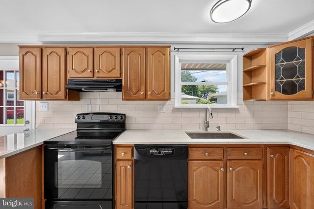 24 MARLIN DR, Newark, DE 19713