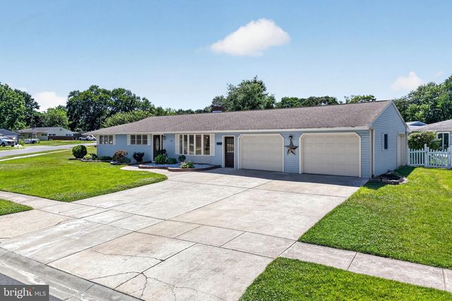24 MARLIN DR, Newark, DE 19713