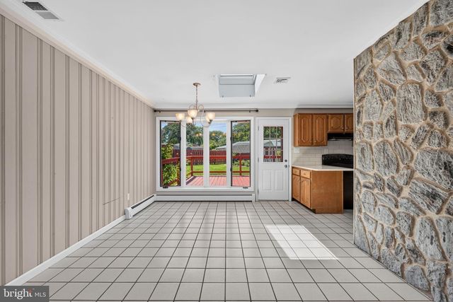 24 MARLIN DR, Newark, DE 19713