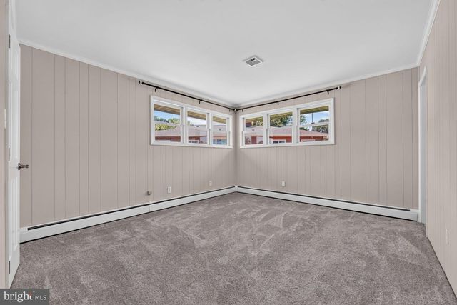 24 MARLIN DR, Newark, DE 19713