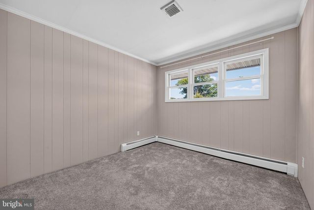 24 MARLIN DR, Newark, DE 19713
