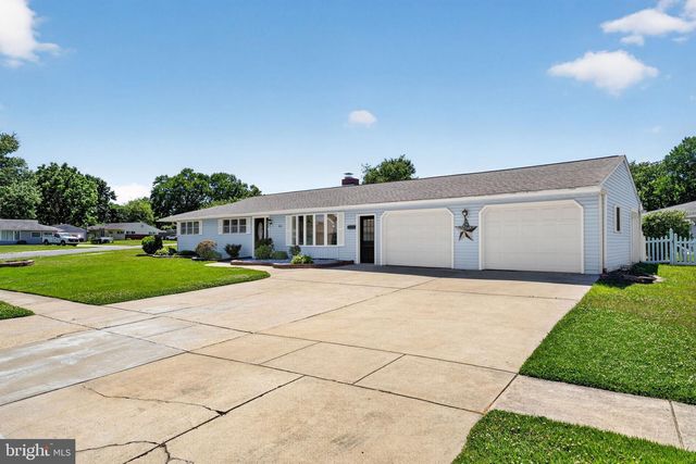 24 MARLIN DR, Newark, DE 19713