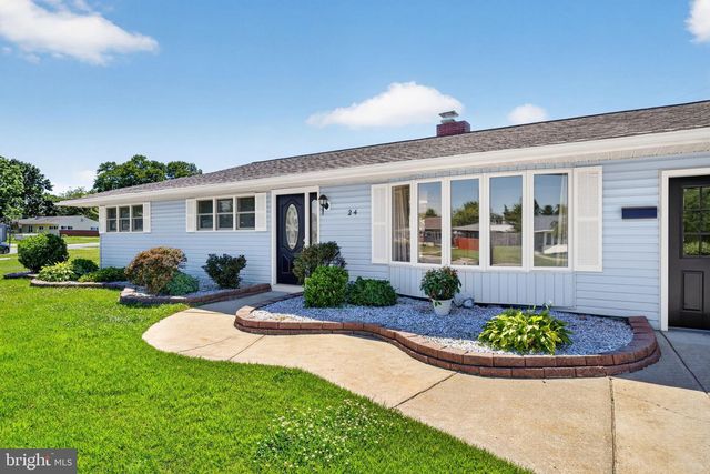24 MARLIN DR, Newark, DE 19713