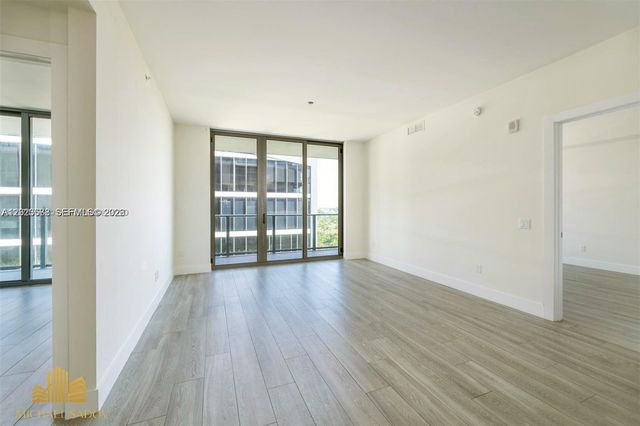 2960 NE 207th St 909, Aventura, FL 33180