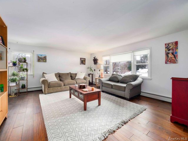 14 Harrigan Road, Hopewell Junction, NY 12533