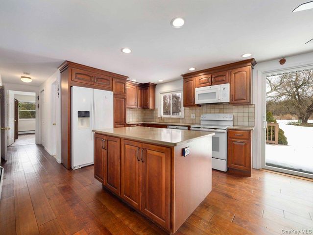 14 Harrigan Road, Hopewell Junction, NY 12533